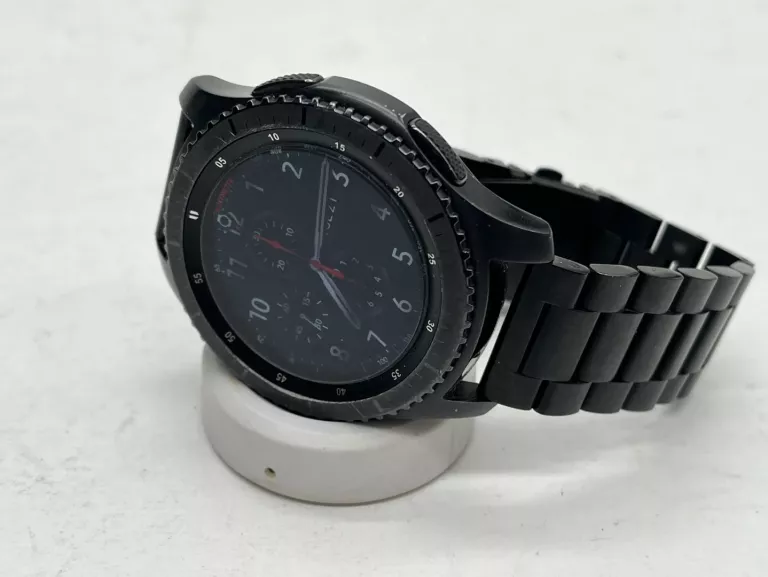 smartwatch-samsung-s3-frontier-stacja-ladujaca-glowna-9-walbrzych-sj