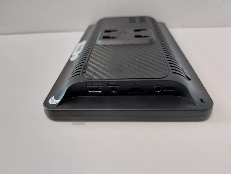 7-carplay-smart-screen-bw-w706r-extra-polecam-radio-205766-16