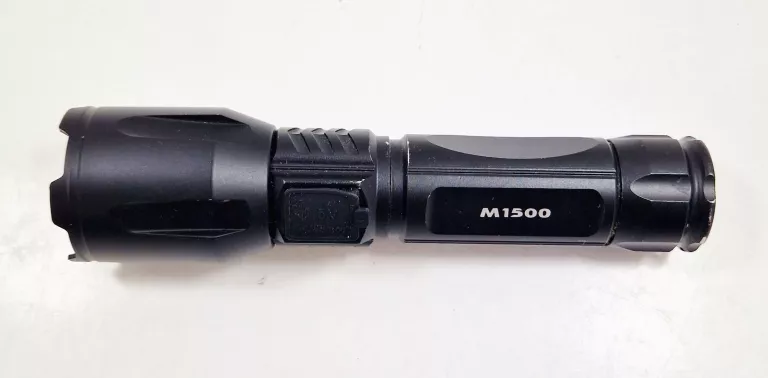 latarka-akumulatorowa-xrg-m1500-zoom-1800-lumenow-ean-gtin-6970422013220