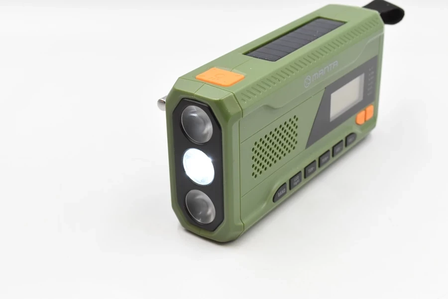 radio-na-korbke-przenosne-solarne-dynamo-awaryjne-latarka-powerbank-4500ma-radio-225906-2