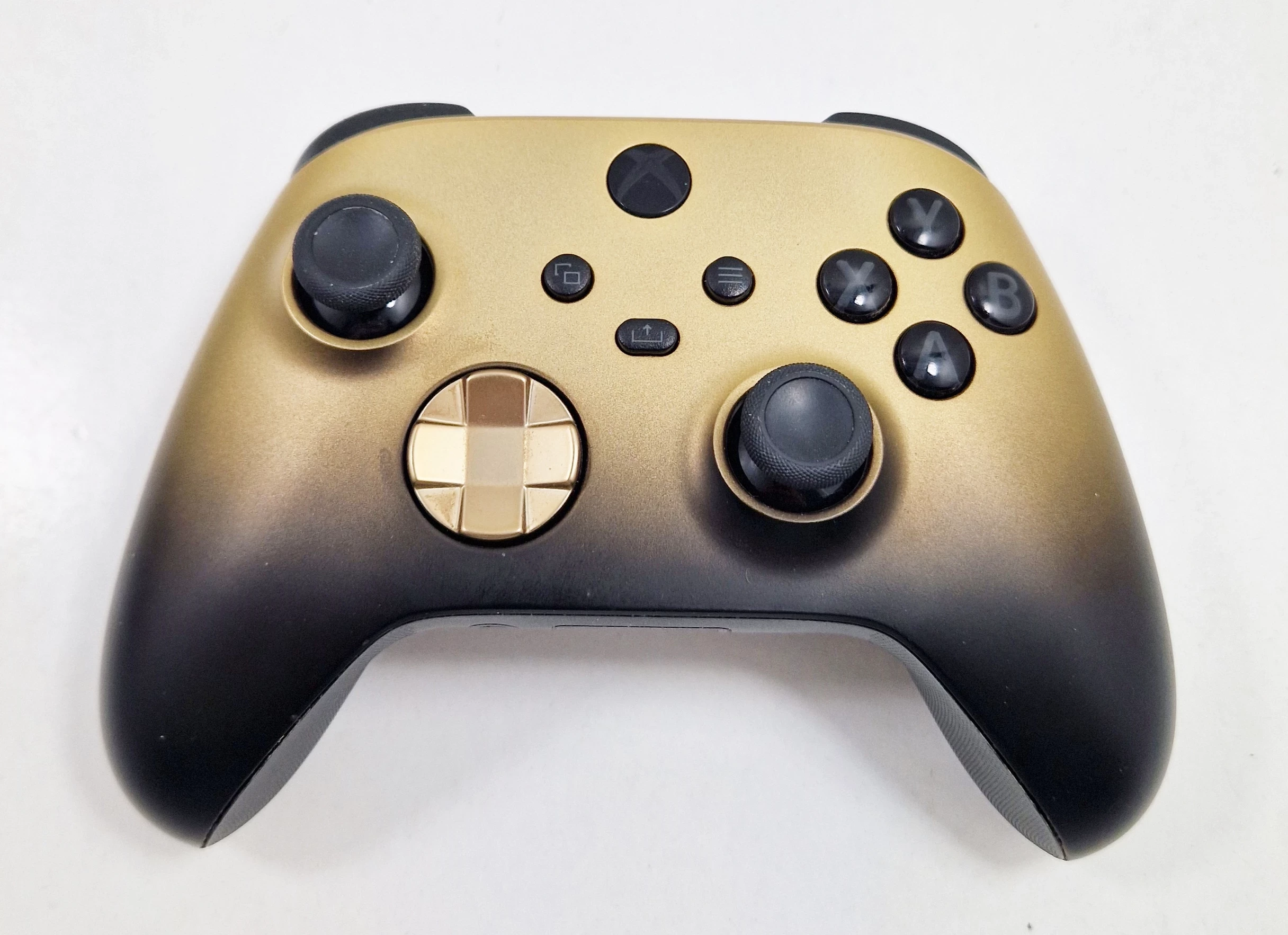 microsoft-xbox-one-pad-bezprzewodowy-zloty-ean-gtin-889842296365