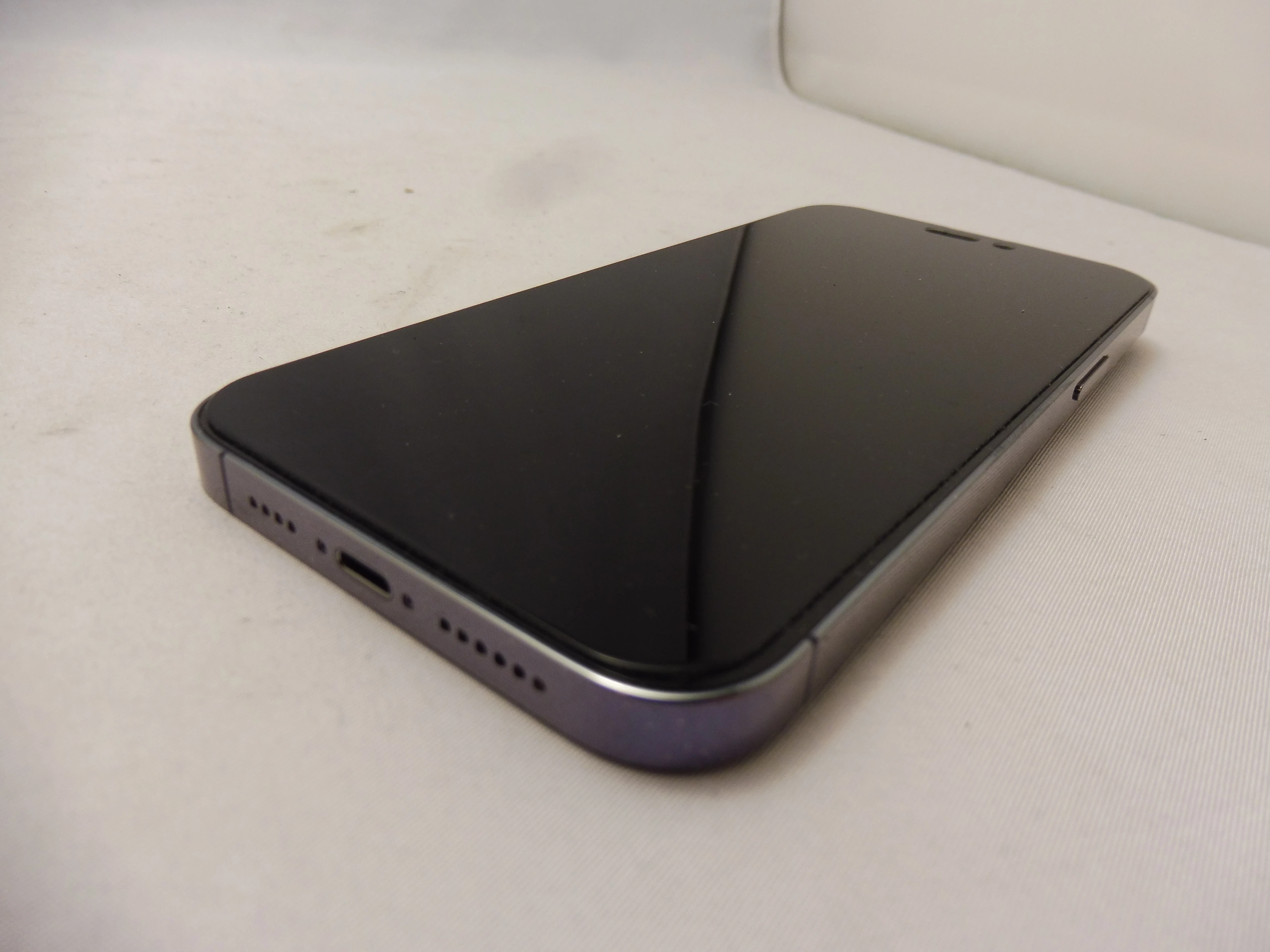 telefon-iphone-14-pro-max-6gb256gb-solo-stan-bdb-wbudowana-pamiec-202869-214185