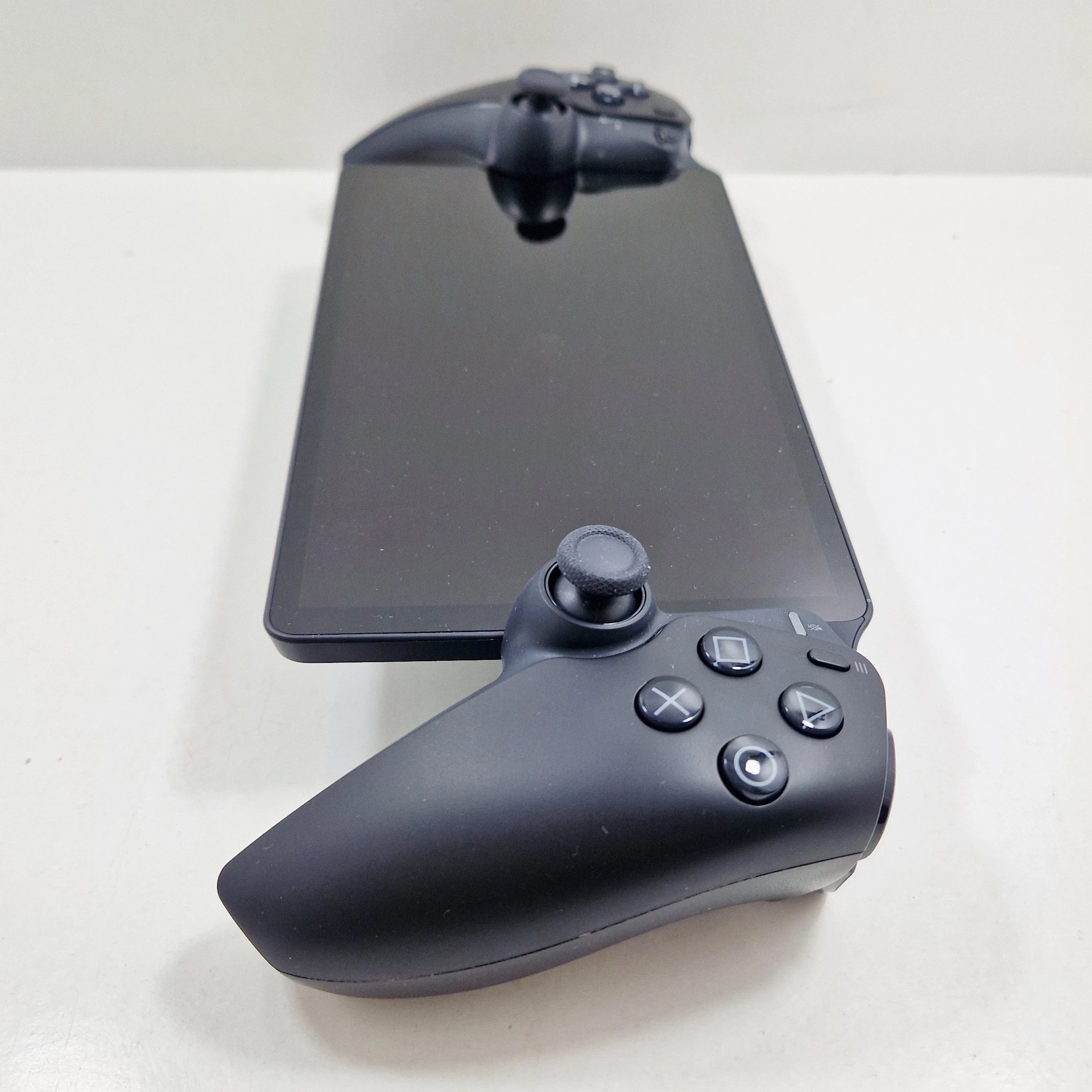 sony-playstation-portal-cfi-y1016-midnight-black-zawiera-baterie-250685-2006716