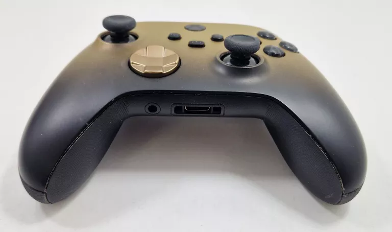 microsoft-xbox-one-pad-bezprzewodowy-zloty-stan-11323-2