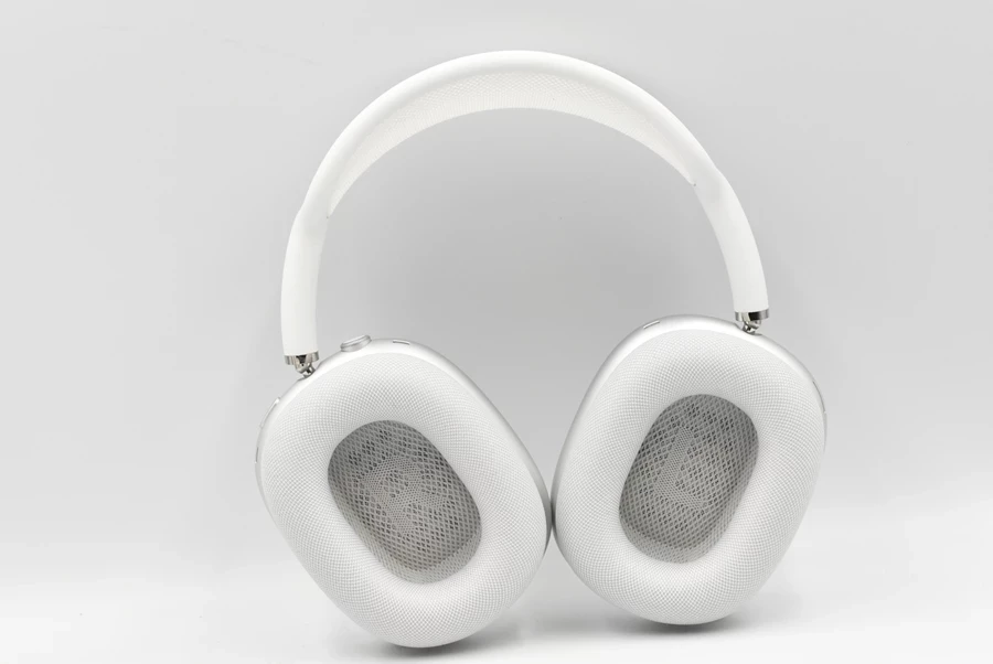 sluchawki-apple-airpods-max-1-srebrne-lightning-stan-11323-2