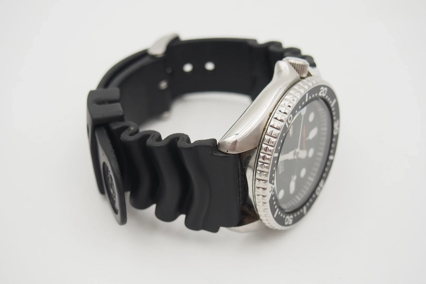 zegarek-seiko-scuba-divers-skx007-7s26-0020-200m-20bar-automat-rodzaj-129220-1