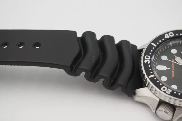 zegarek-seiko-scuba-divers-skx007-7s26-0020-200m-20bar-automat-wodoszczelnosc-129221-3