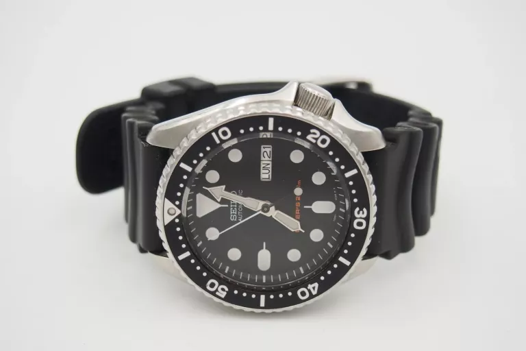 zegarek-seiko-scuba-divers-skx007-7s26-0020-200m-20bar-automat-ean-gtin-5904329829715