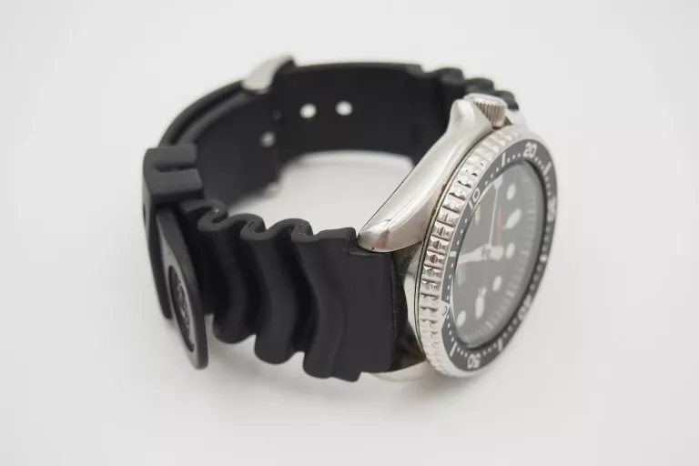 zegarek-seiko-scuba-divers-skx007-7s26-0020-200m-20bar-automat-rodzaj-129220-1