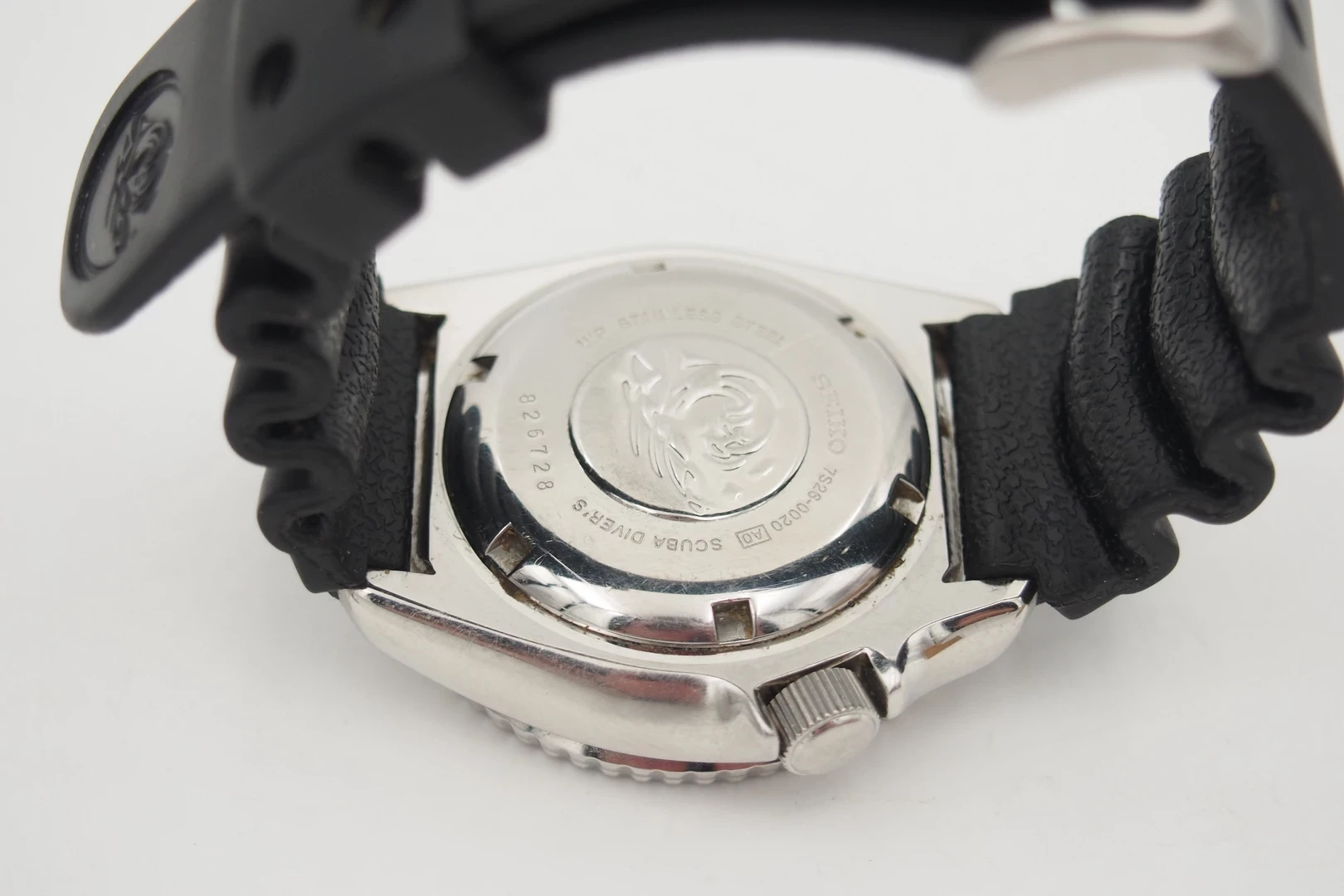 zegarek-seiko-scuba-divers-skx007-7s26-0020-200m-20bar-automat-material-paska-129219-3