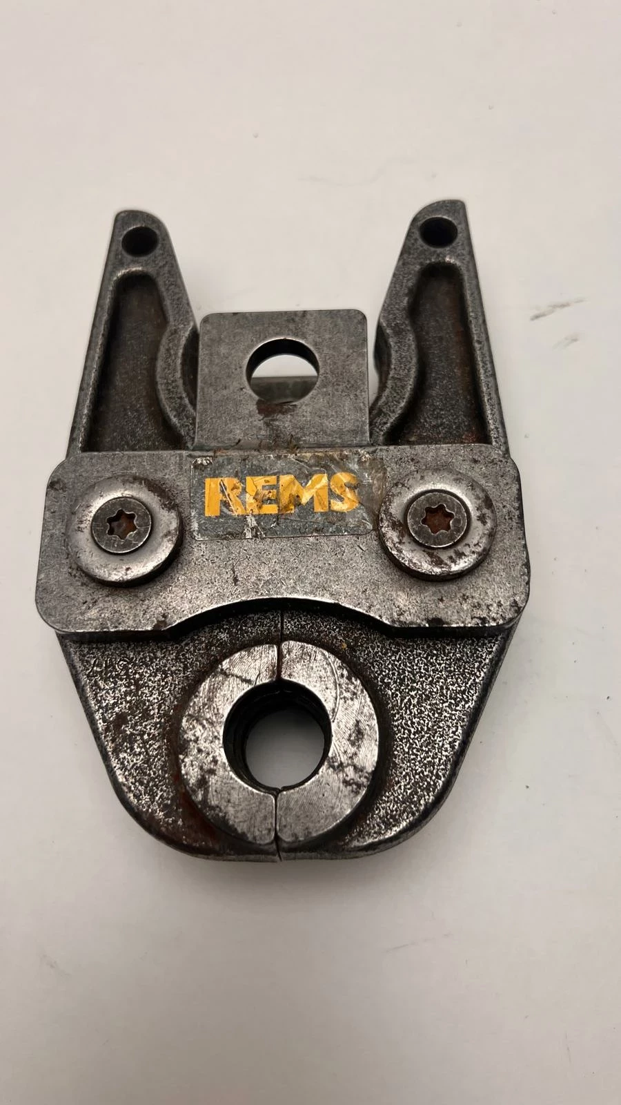 szczeka-rems-th16-wroclawska-80-legnica