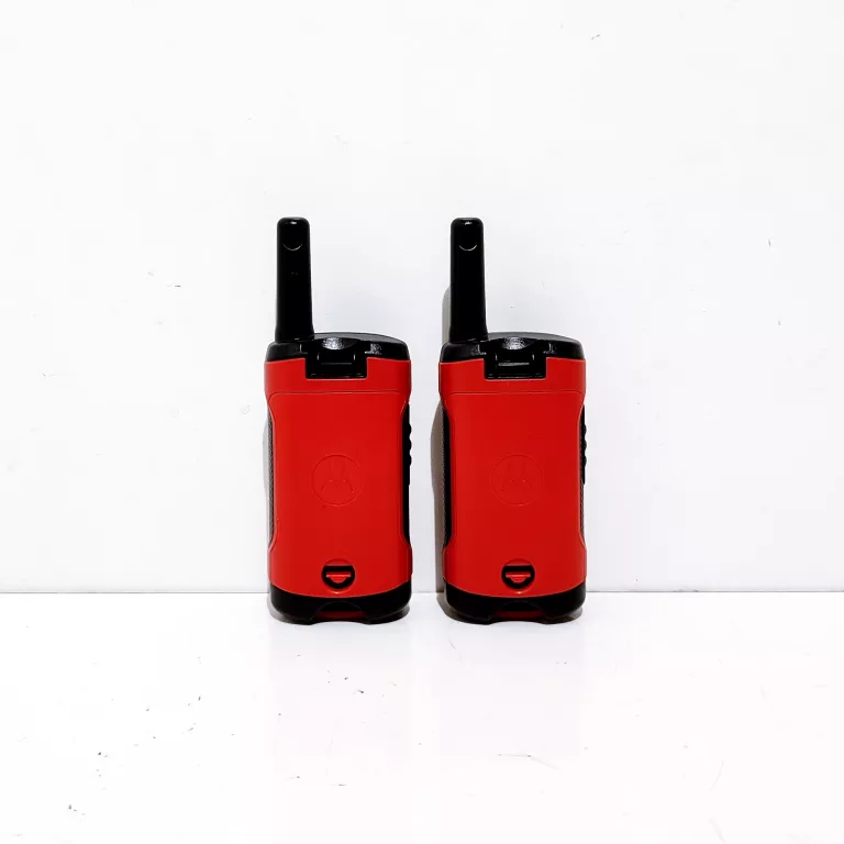 krotkofalowka-radiotelefon-motorola-t40-czerwona-2-szt-model-t40-krotkofalowka-4-km-czarno-czerwone