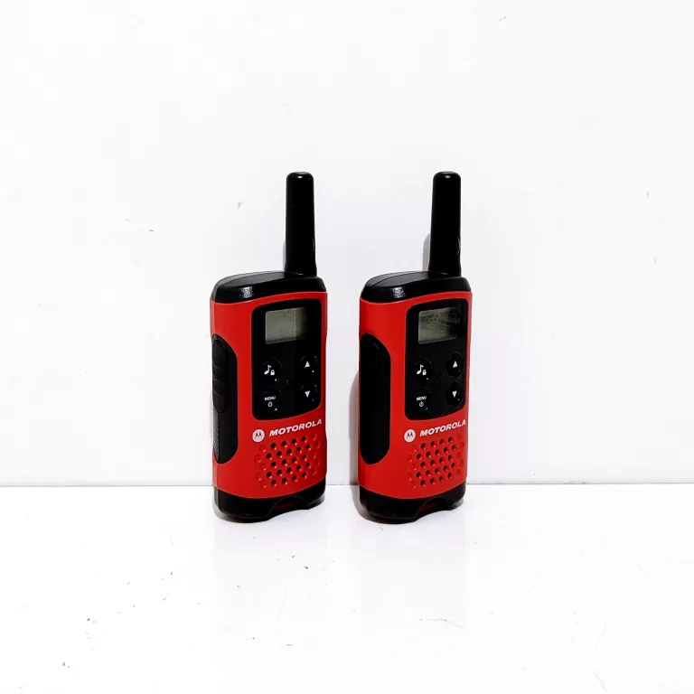 krotkofalowka-radiotelefon-motorola-t40-czerwona-2-szt-stan-11323-2