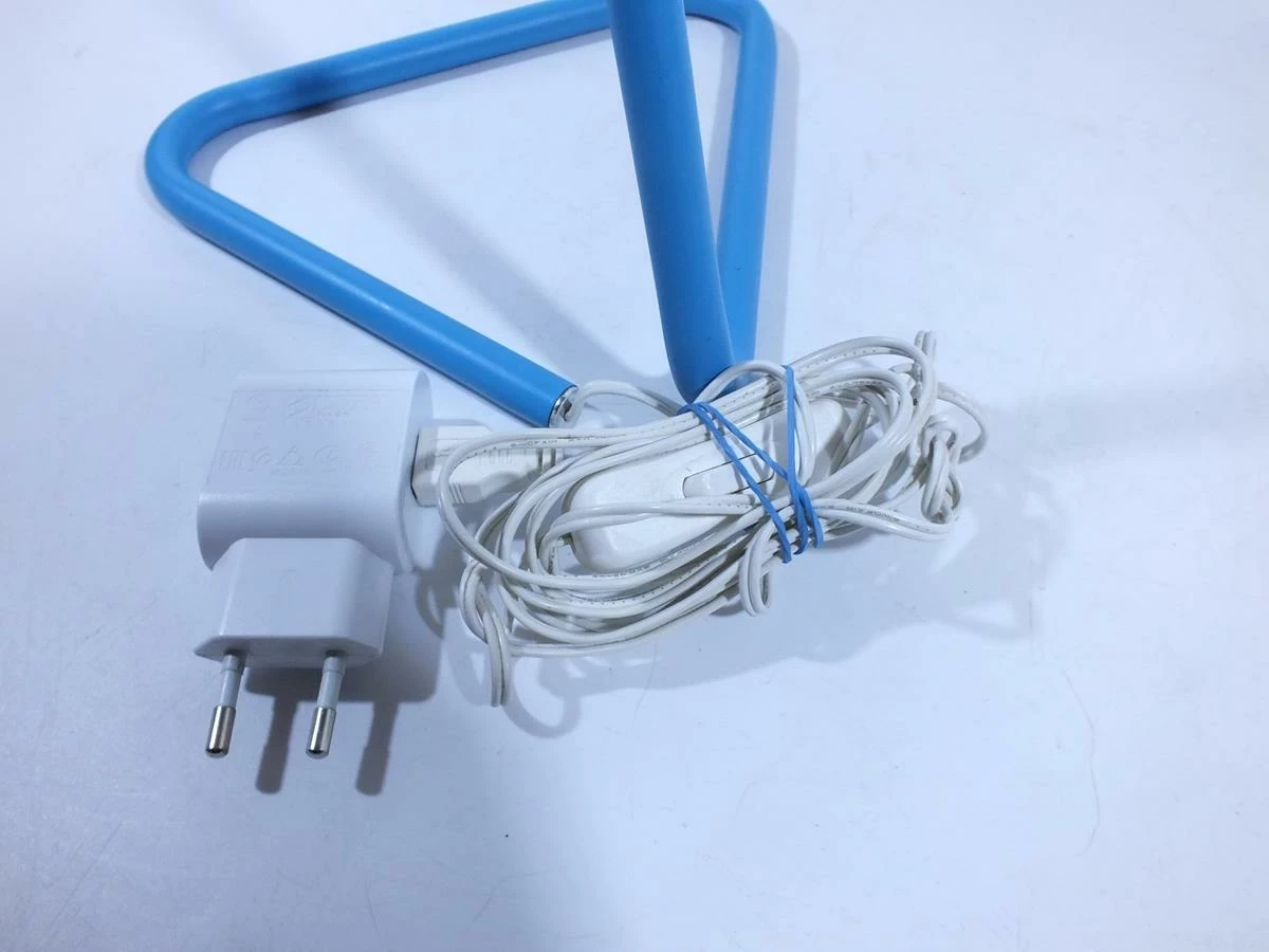 lampka-biurkowa-niebieska-nn-usb-kolor-11484-1045341