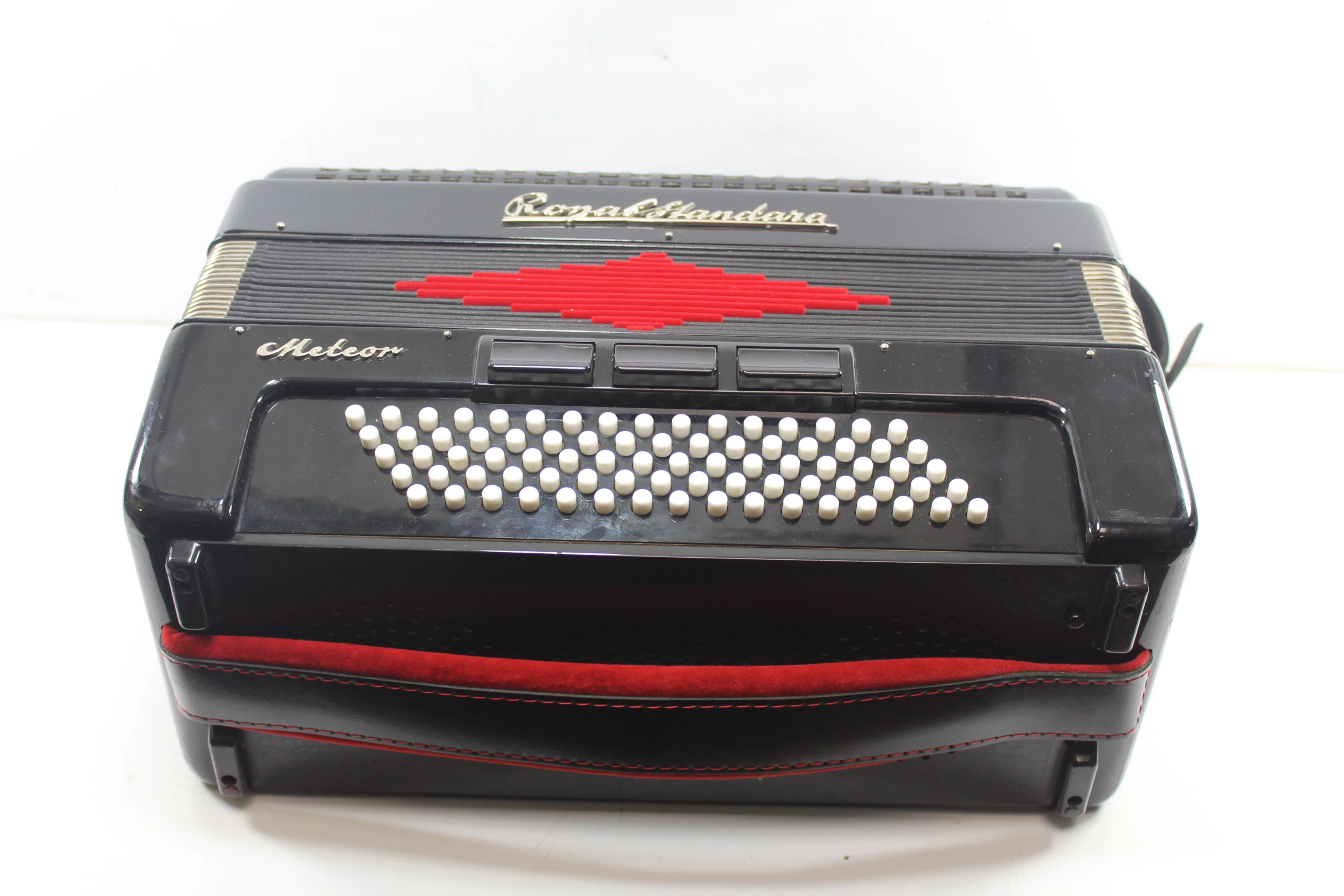 akordeon-royal-standard-meteor-80-basow-kolor-249512-1647413