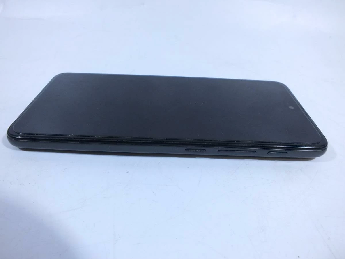 telefon-motorola-moto-e40-64-gb-bn-3579-stan-11323-2