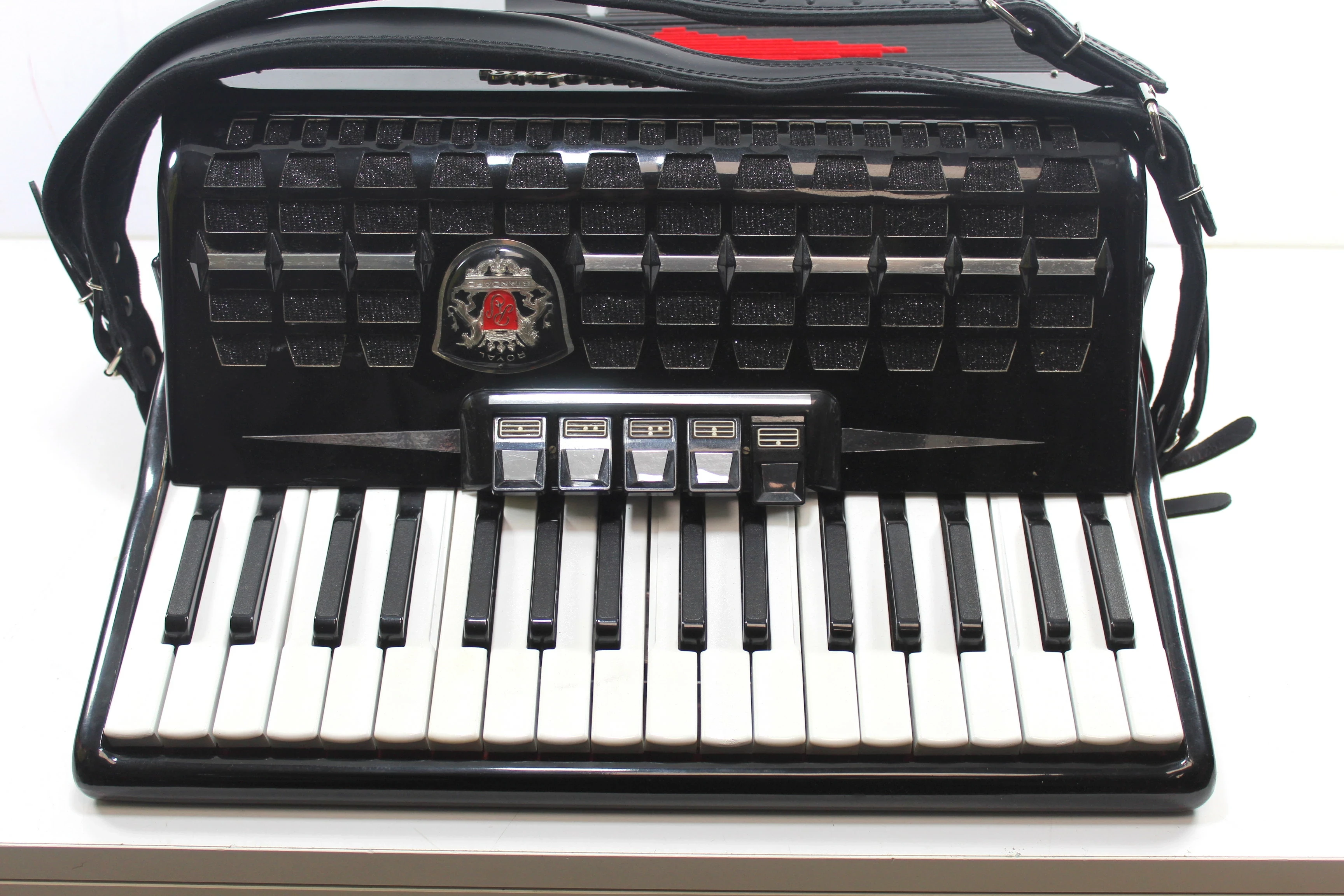 akordeon-royal-standard-meteor-80-basow-bielnikowa-4-dzialdowo