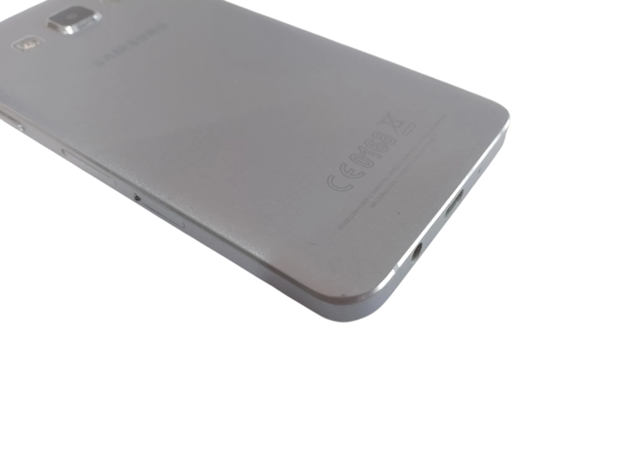 telefon-galaxy-a3-wbudowana-pamiec-202869-214201