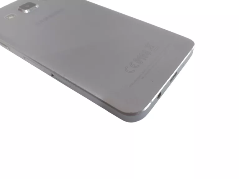 telefon-galaxy-a3-wbudowana-pamiec-202869-214201