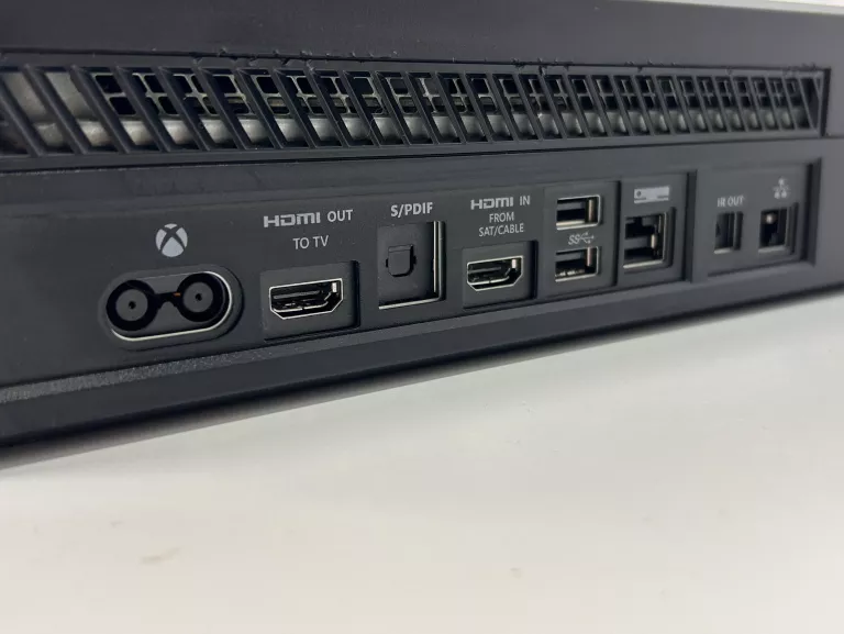 konsola-xbox-one-gry-w-zestawie-205998-225570