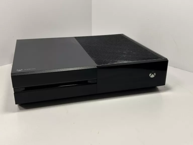 konsola-xbox-one-armii-krajowej-12-pyskowice