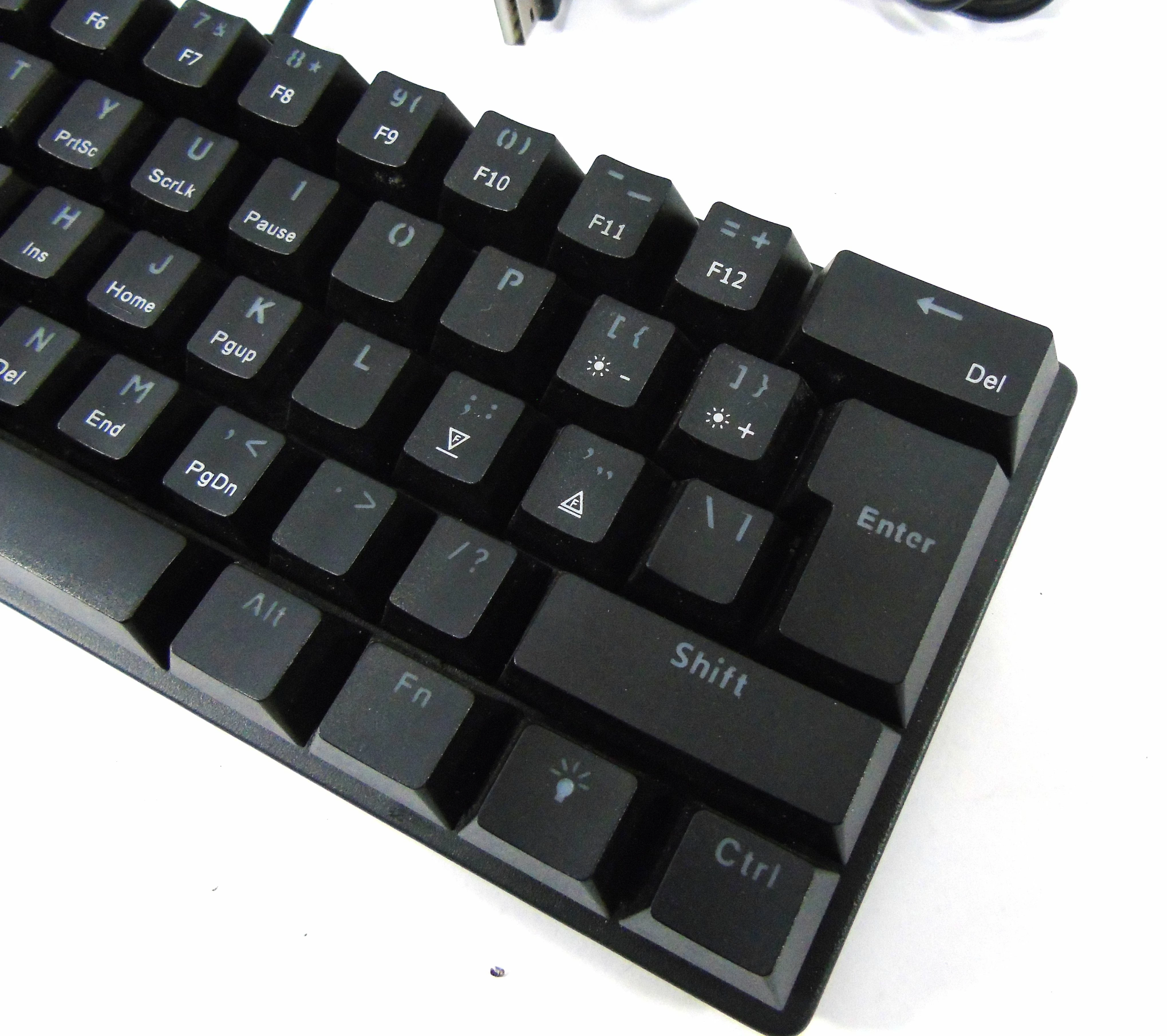 klawiatura-rampage-plower-k60-rgb-podstawka-stan-11323-2