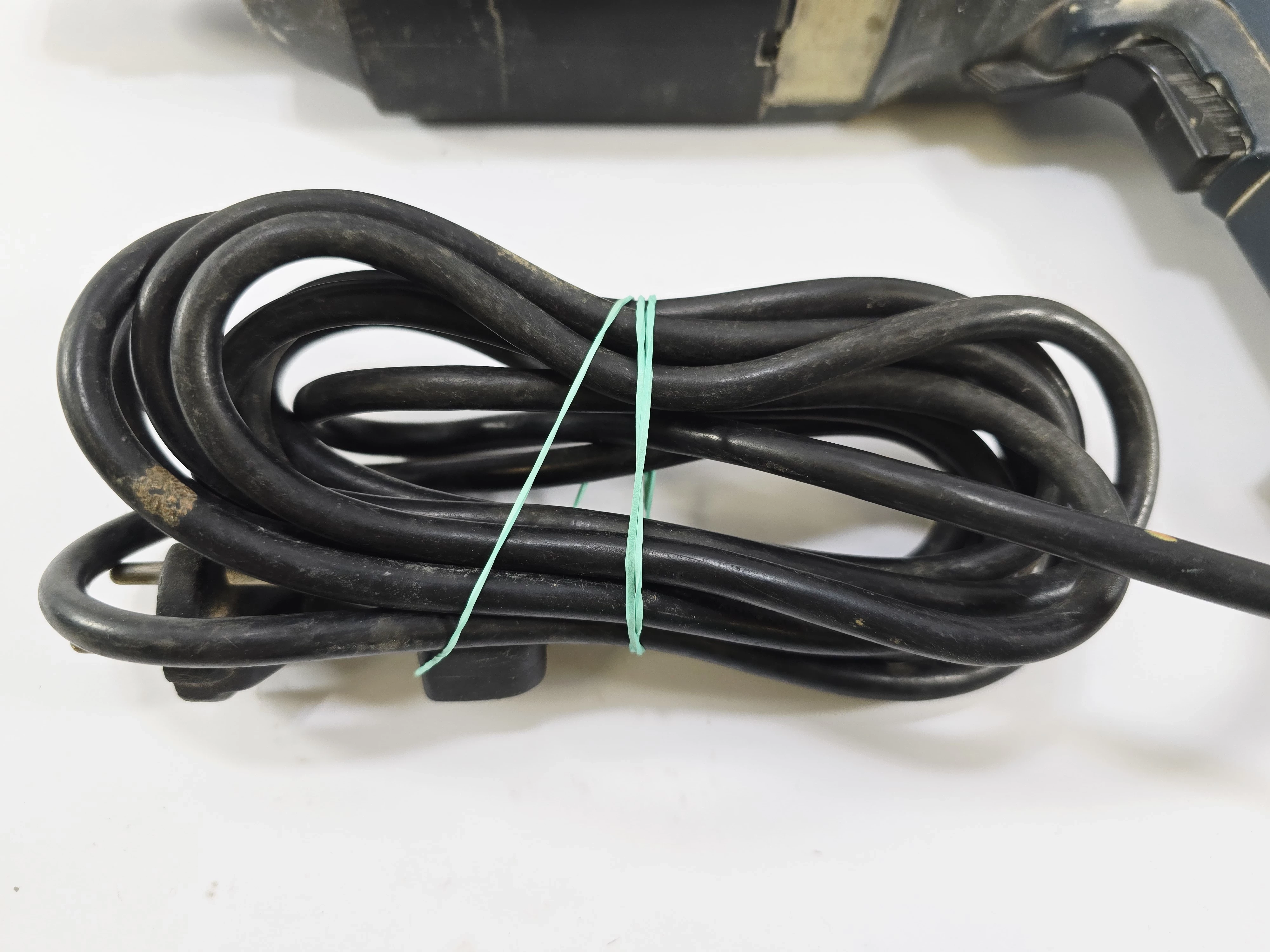 mlotowiertarka-bosch-gbh-2-24-dsr-sds-plus-maksymalna-moc-65000