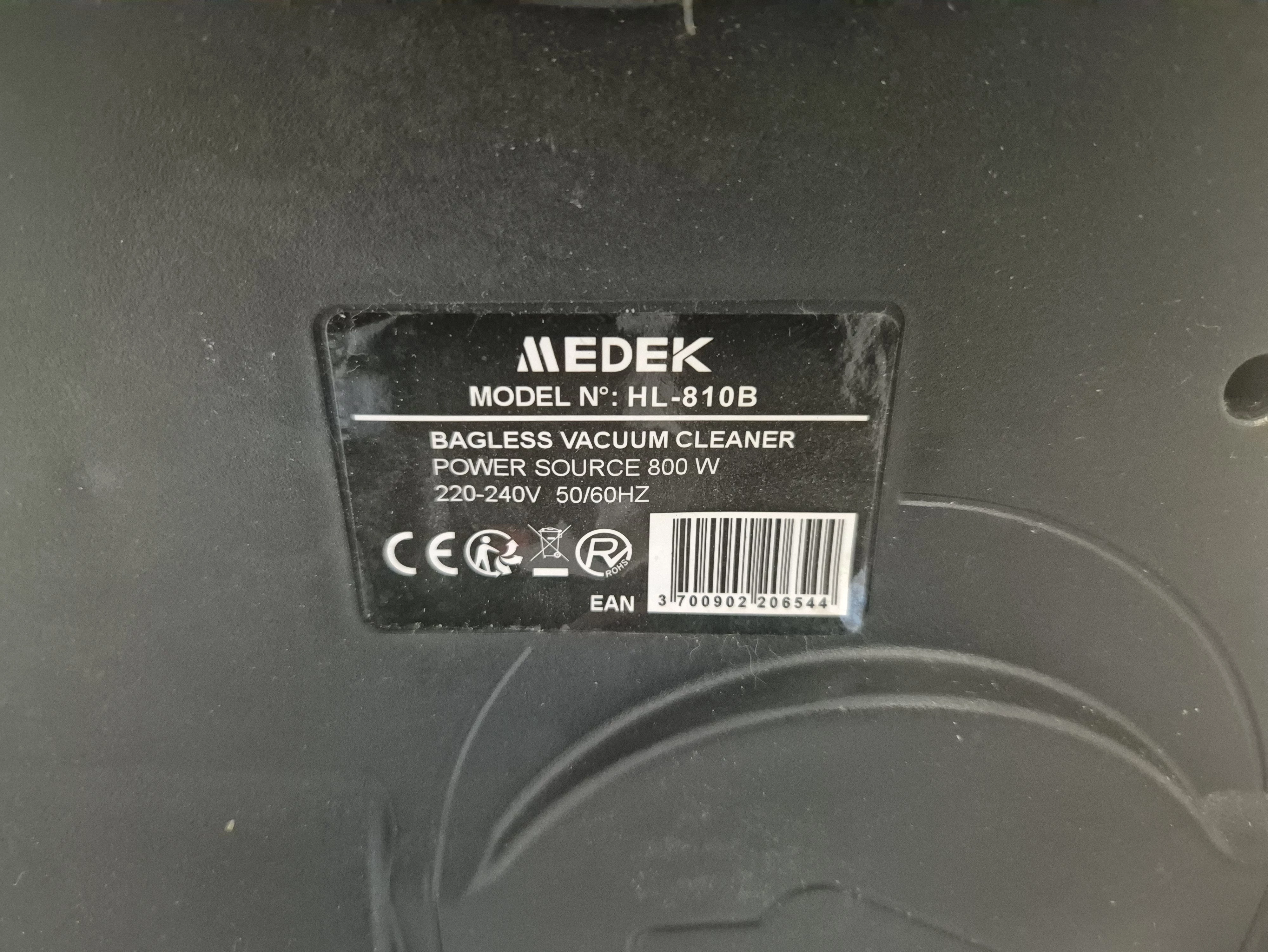 odkurzacz-bezworkowy-hl-810-medek-rodzaj-odkurzacza-205422-2