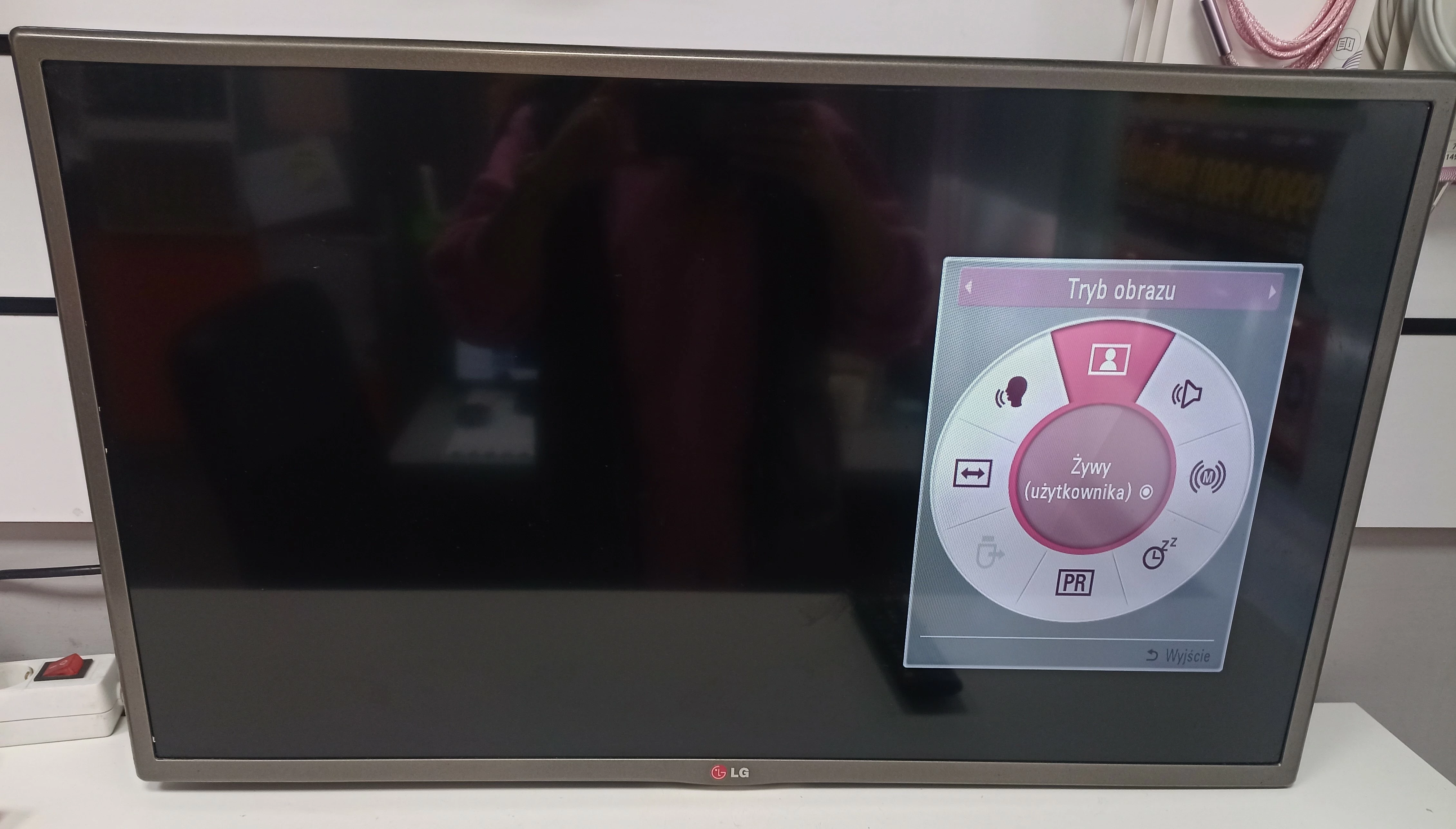 telewizor-lg-32lb561bpilot-jaworzynska-46-legnica-sj