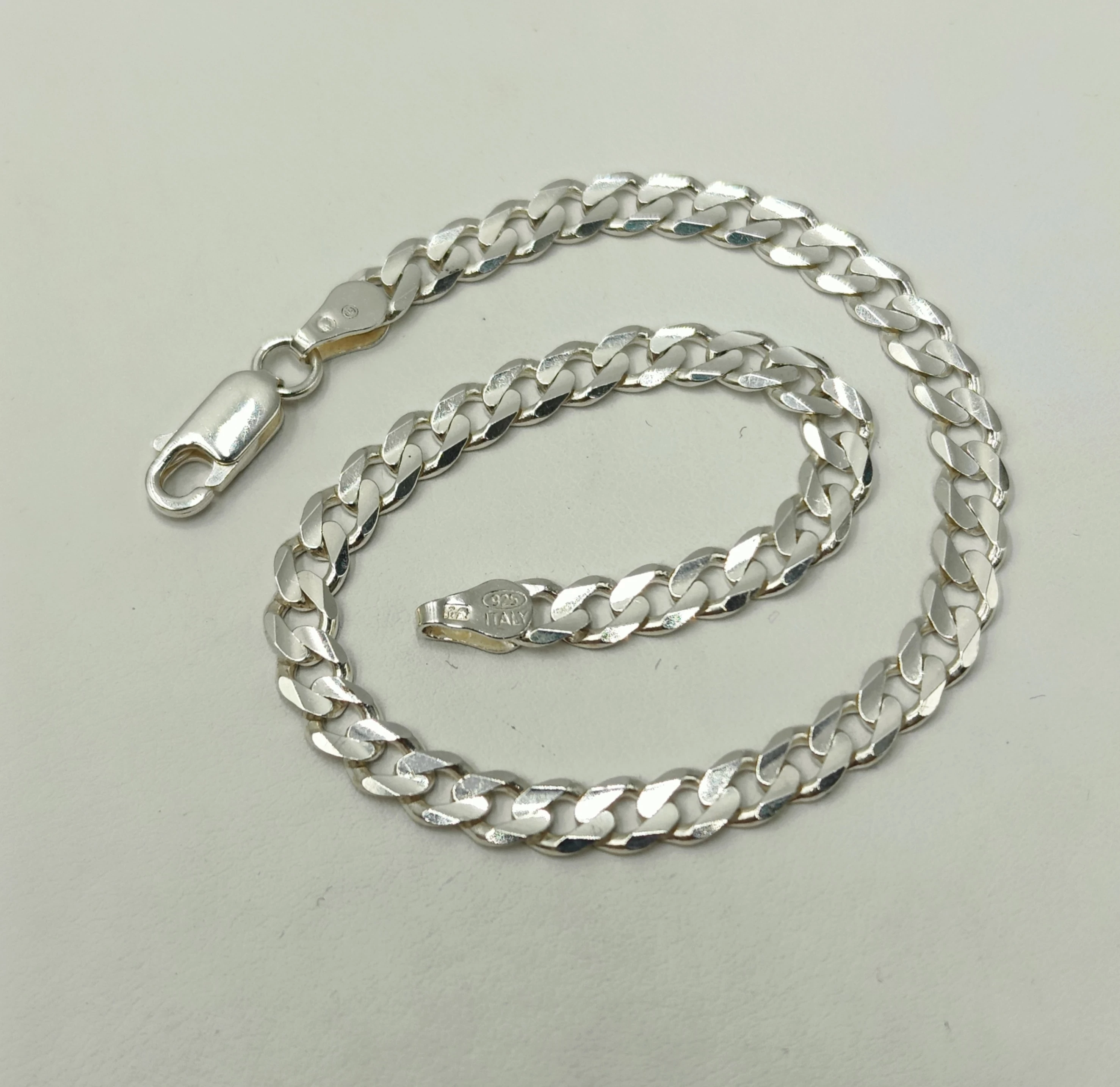 srebrna-bransoletka-pancerka-p925-w594g-material-dominujacy-223721-2048