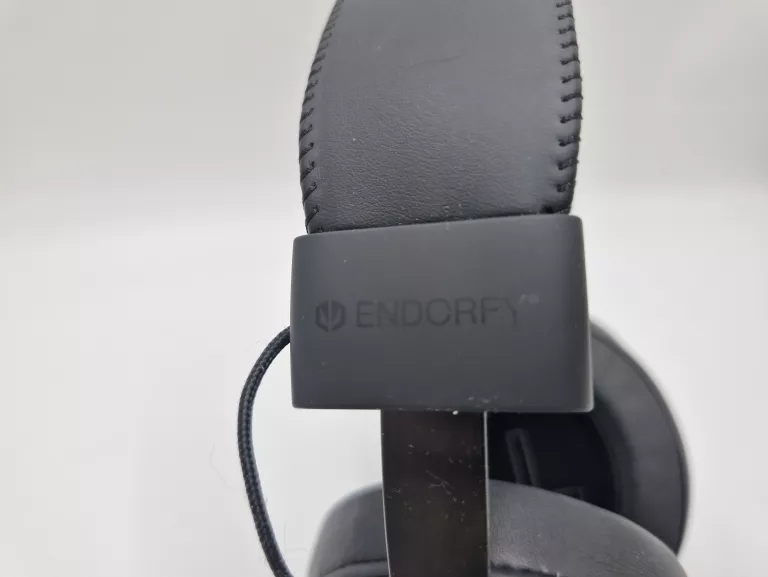 sluchawki-nauszne-dla-graczy-z-mikrofonem-endorfy-model-solum-studio