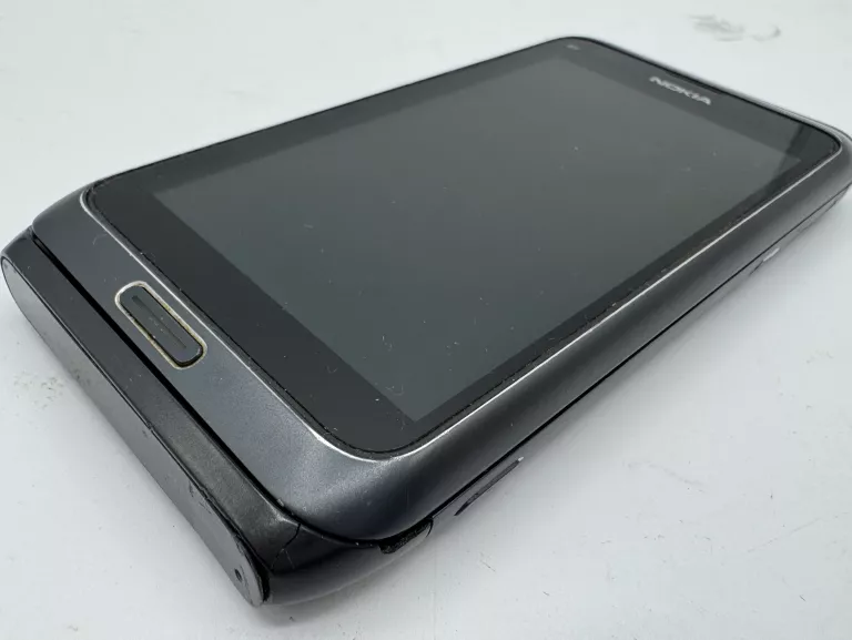 smartfon-qwerty-nokia-e7-brak-pl-stan-11323-2