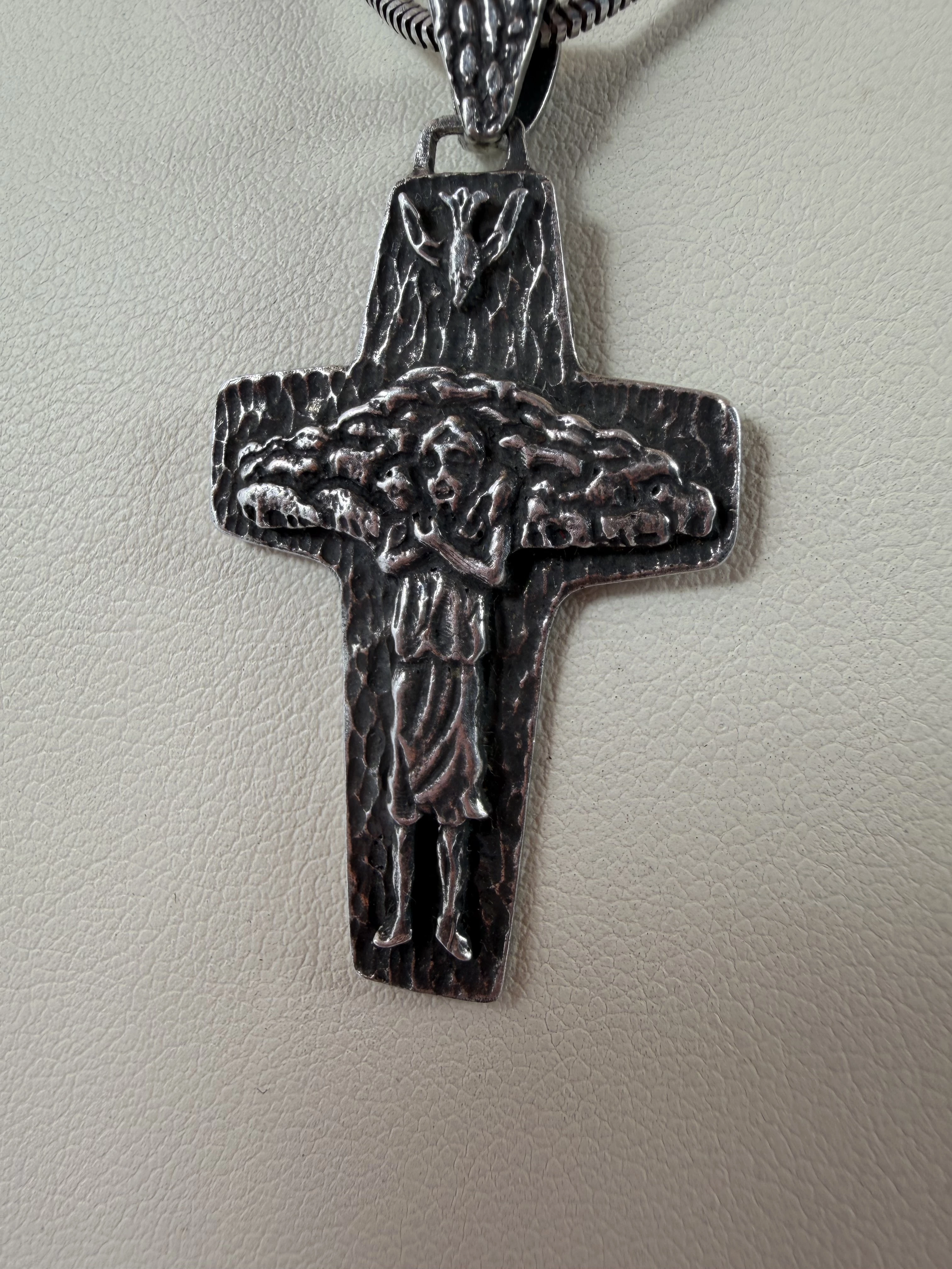 srebro-wyrob-jubilerski-uzywany-lancuszek-z-krzyzem-925-1053-stan-11323-2