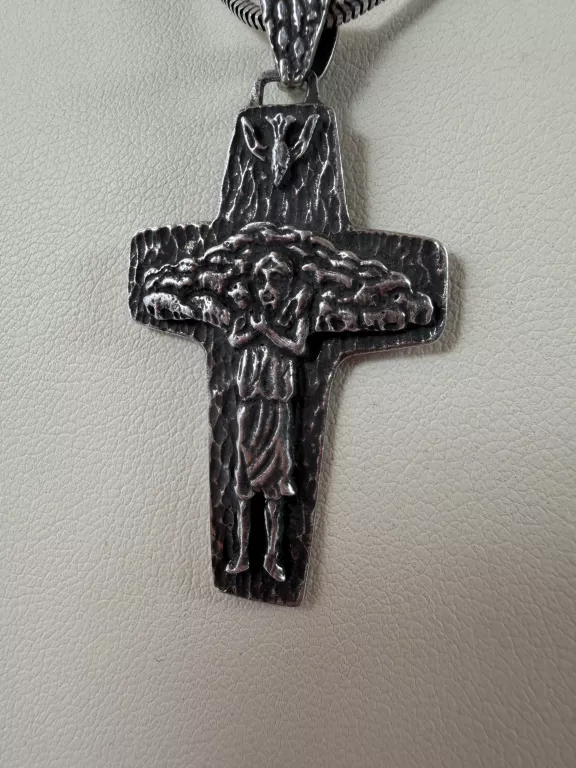 srebro-wyrob-jubilerski-uzywany-lancuszek-z-krzyzem-925-1053-stan-11323-2
