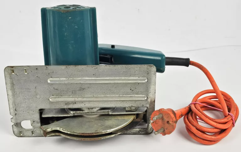 pila-tarczowa-black-decker-dn55-450w-srednica-otworu-pily-100