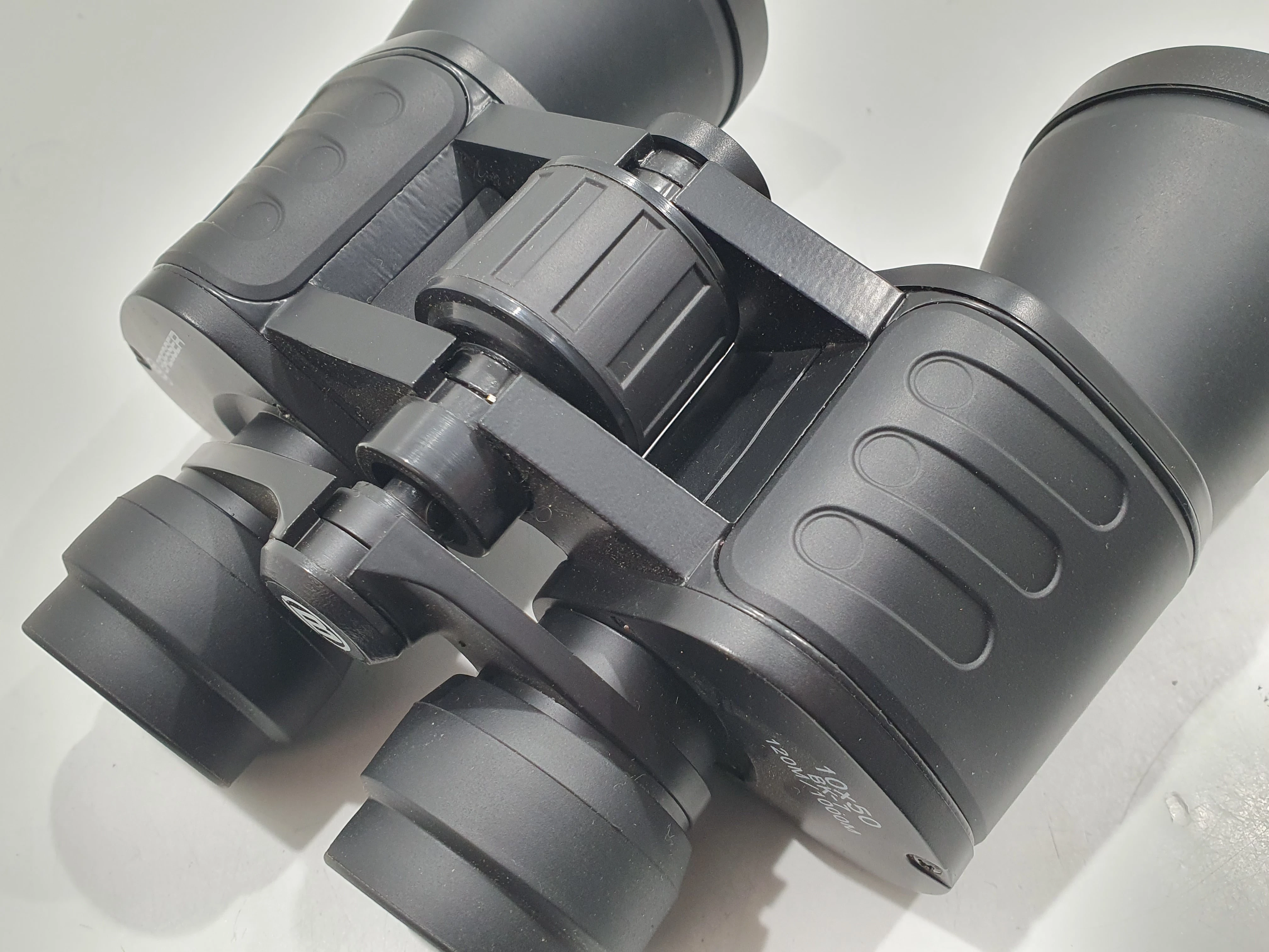 lornetka-bresser-hunter-10x50-model-hunter