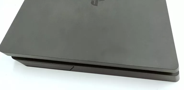 konsola-playstation-4-500gb-wersja-130590-1