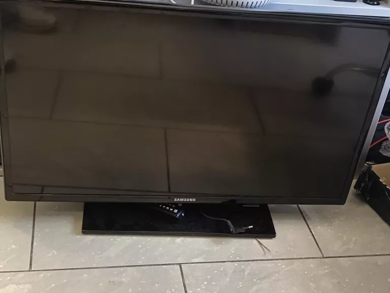 telewizor-samsung-ue40h6203aw-al-niepodleglosci-63u-monki