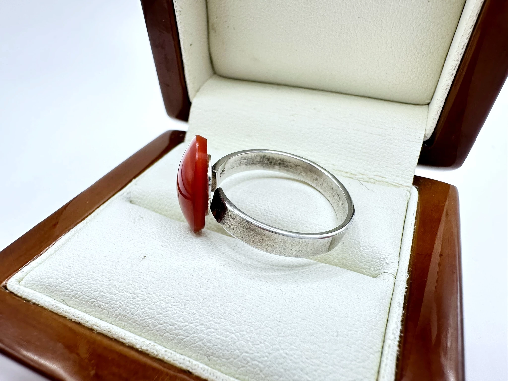 sd146-srebrny-pierscionek-925-z-pomaranczowym-owalnym-kamieniem-material-15835-4