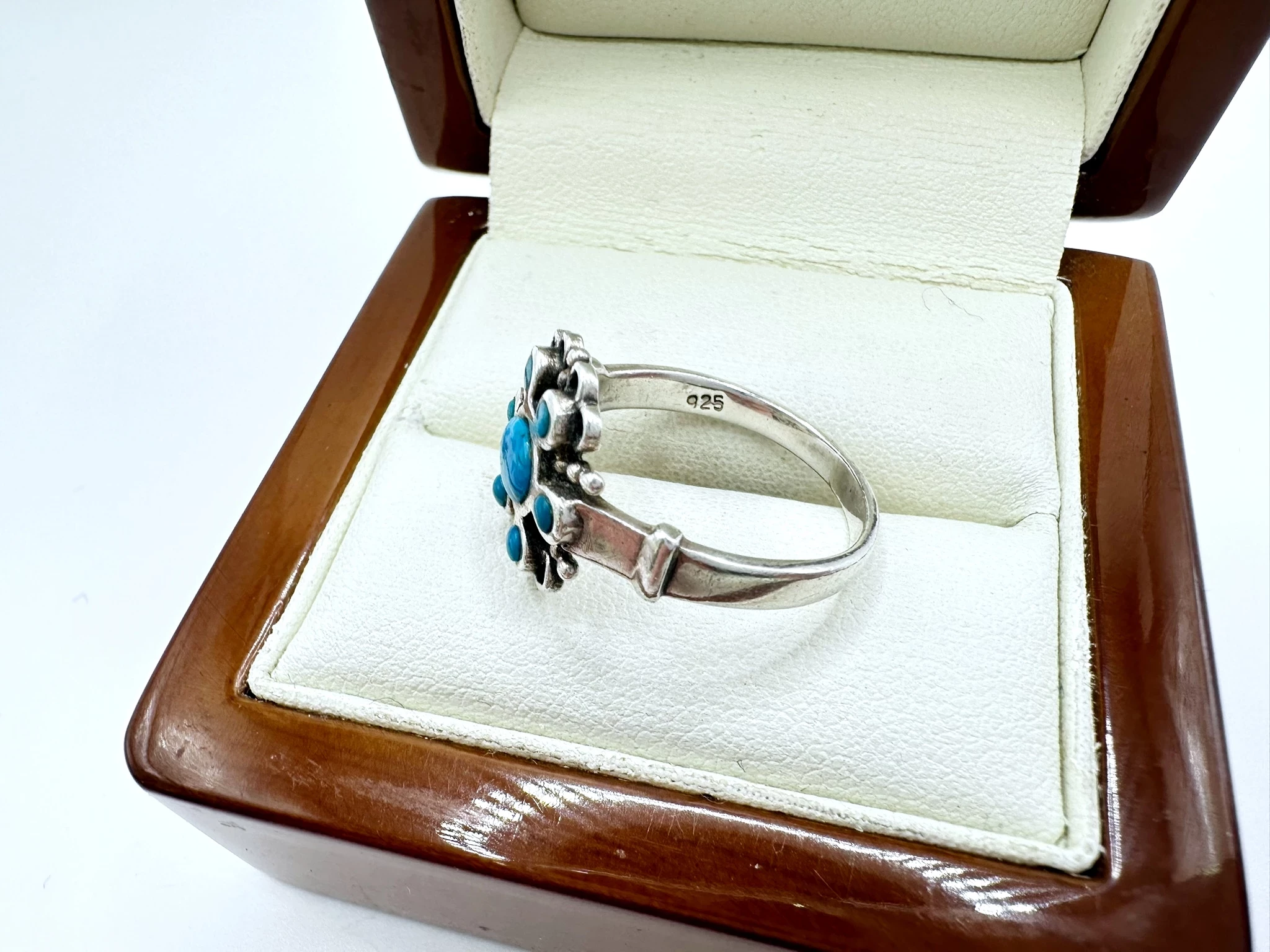 sd147-uroczy-srebrny-damski-pierscionek-kwiatek-z-niebieska-emalia-925-material-15835-4