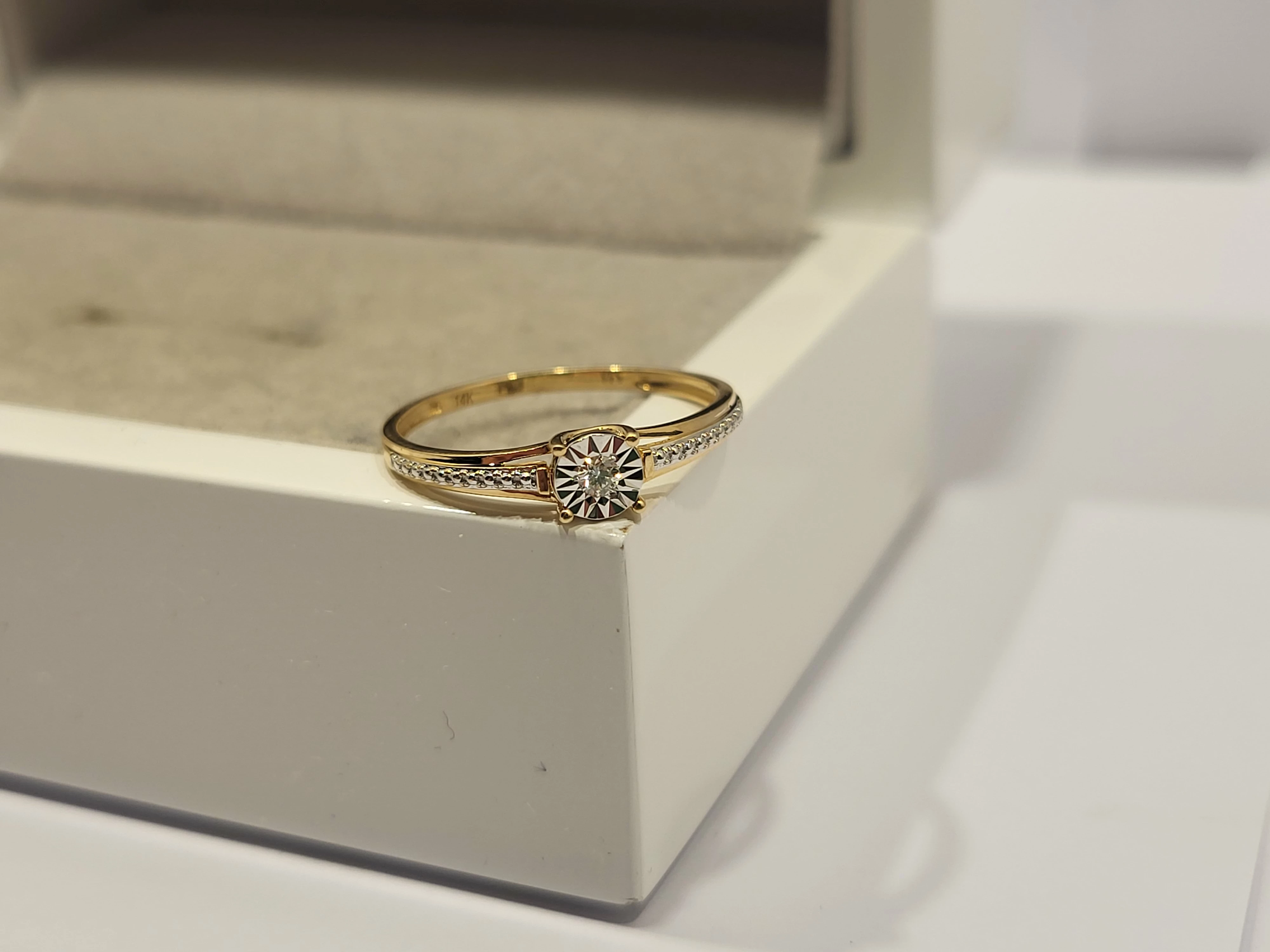 zloty-pierscionek-diamentem-004ct-czystosc-vs-1130g-14k-rodzaj-2205-2