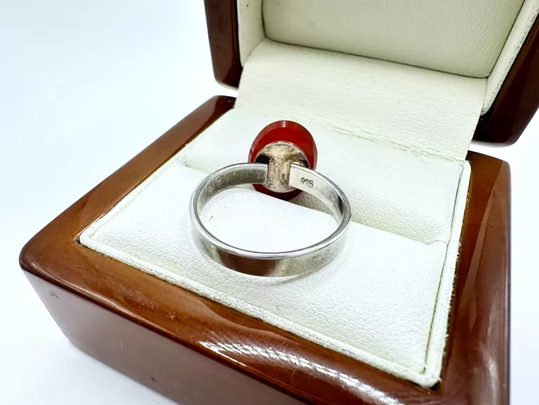 sd146-srebrny-pierscionek-925-z-pomaranczowym-owalnym-kamieniem-kamien-17088-16777216