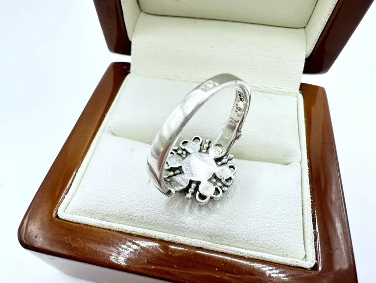 sd147-uroczy-srebrny-damski-pierscionek-kwiatek-z-niebieska-emalia-925-kamien-17088-524288