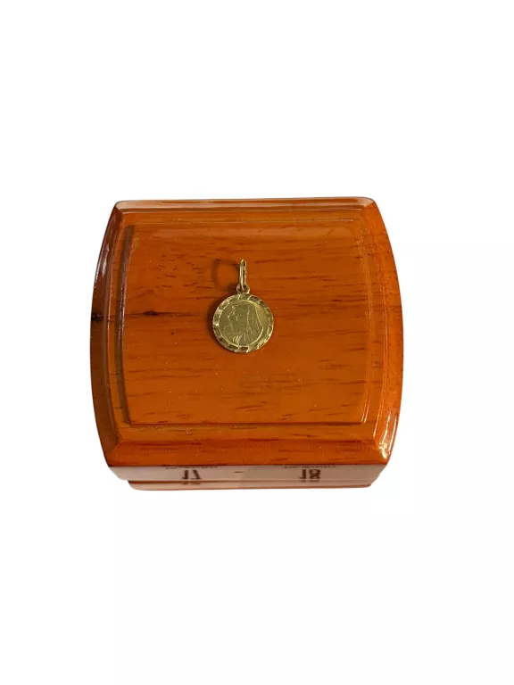 zlota-zawieszka-z-matka-boska-p585-pulawska-30a-piaseczno