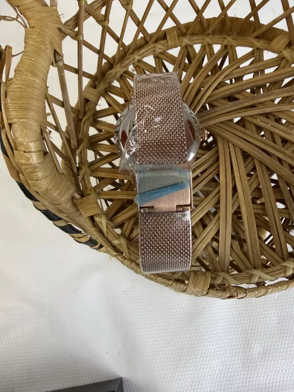 smartwatch-bizuteryjny-maxcom-fw42-gold-zegarek-ean-gtin-5908235976747