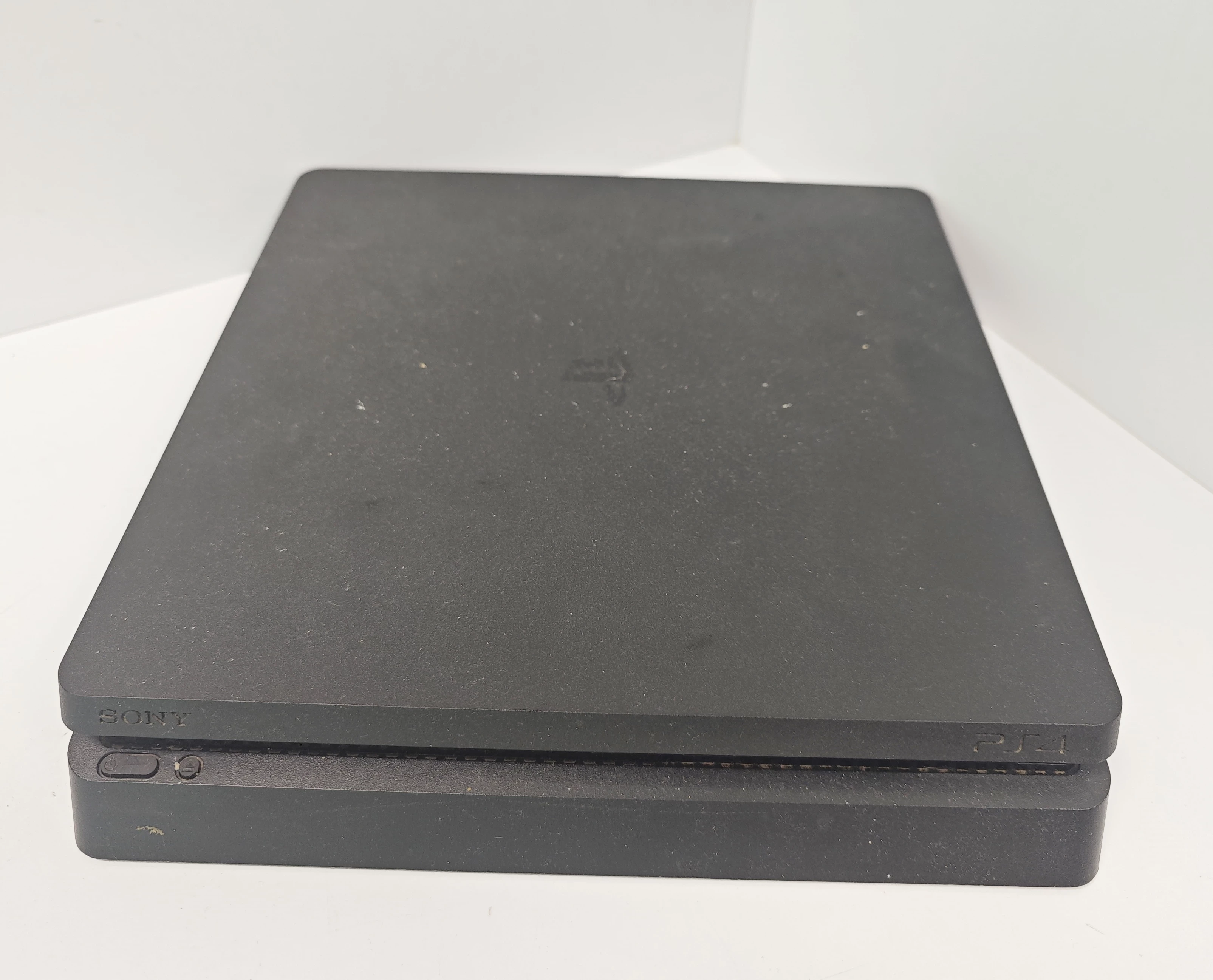 konsola-konsola-ps4-cuh-2216a-3-gry-ean-gtin-711719407577