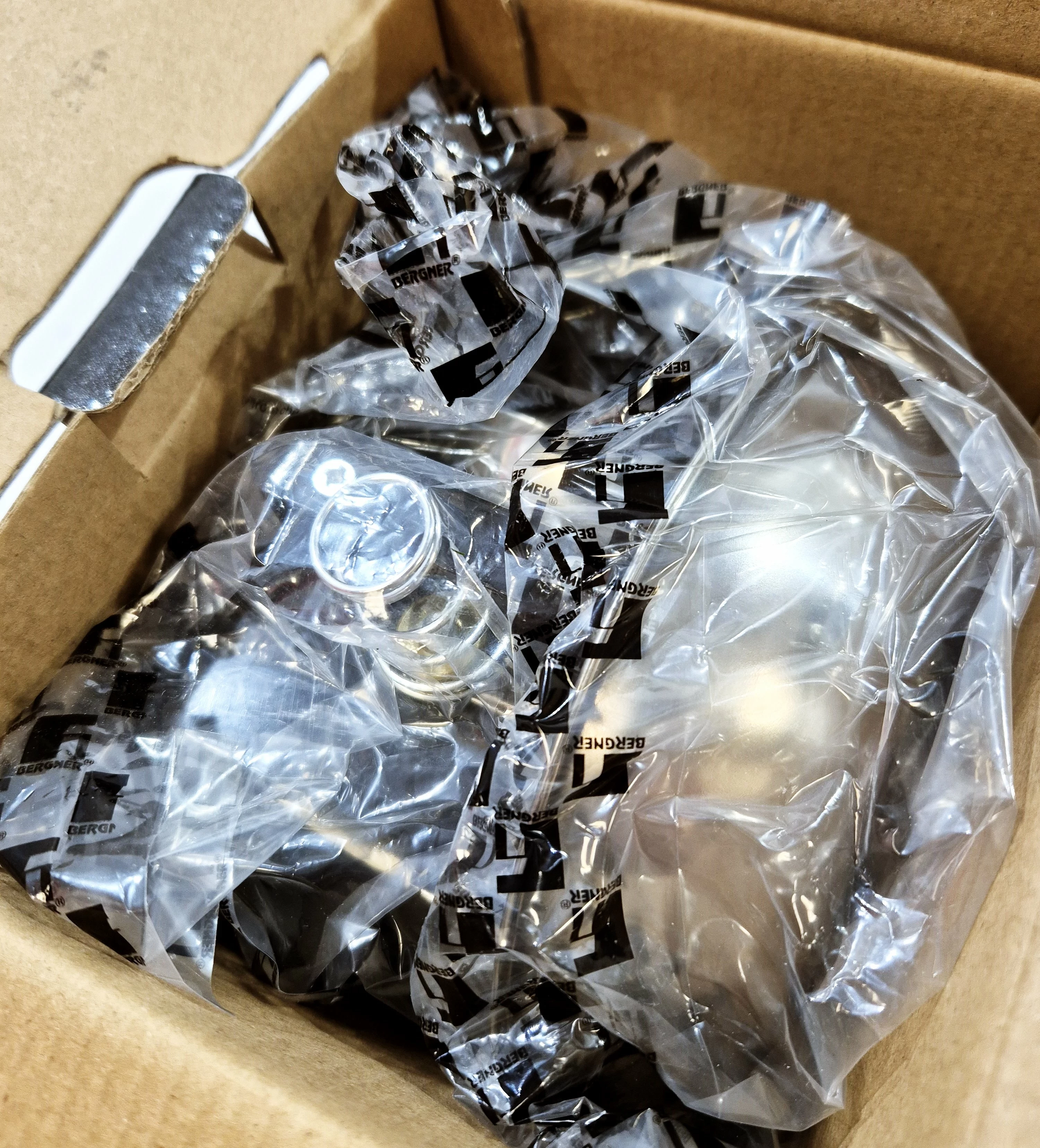 waga-kuchenna-bergner-retro-blk-czarny-5-kg-marka-248811-985419