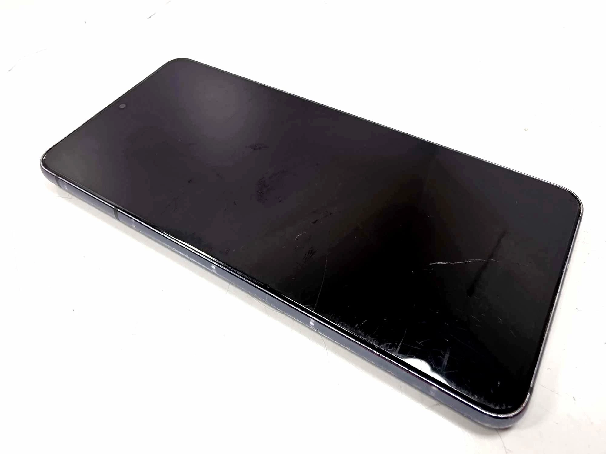 telefon-samsung-galaxy-s21-5g-128-gb8gb-xeo-system-operacyjny-4388-1