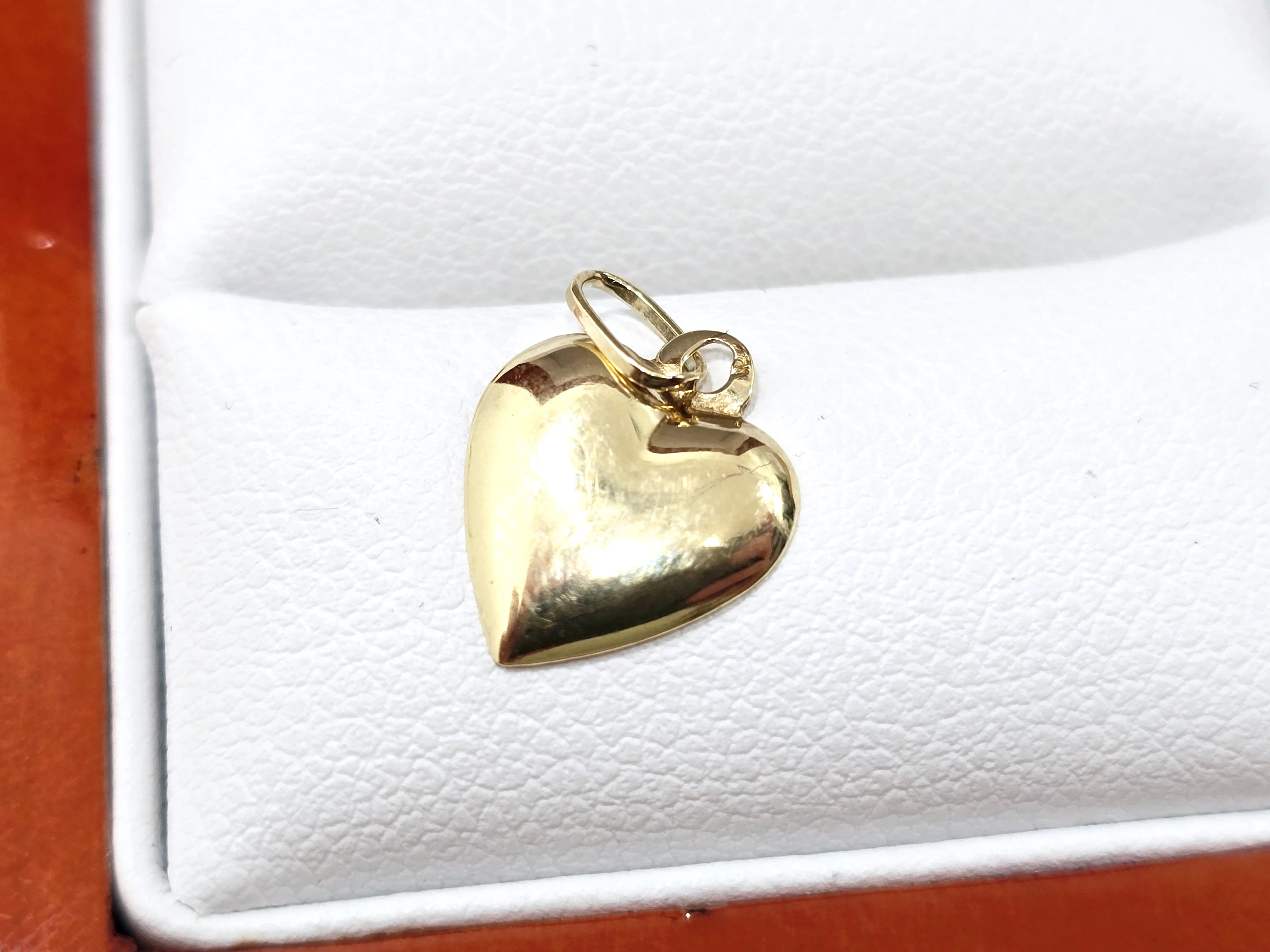 zlota-zawieszka-serce-585-027g-motyw-129129-246990