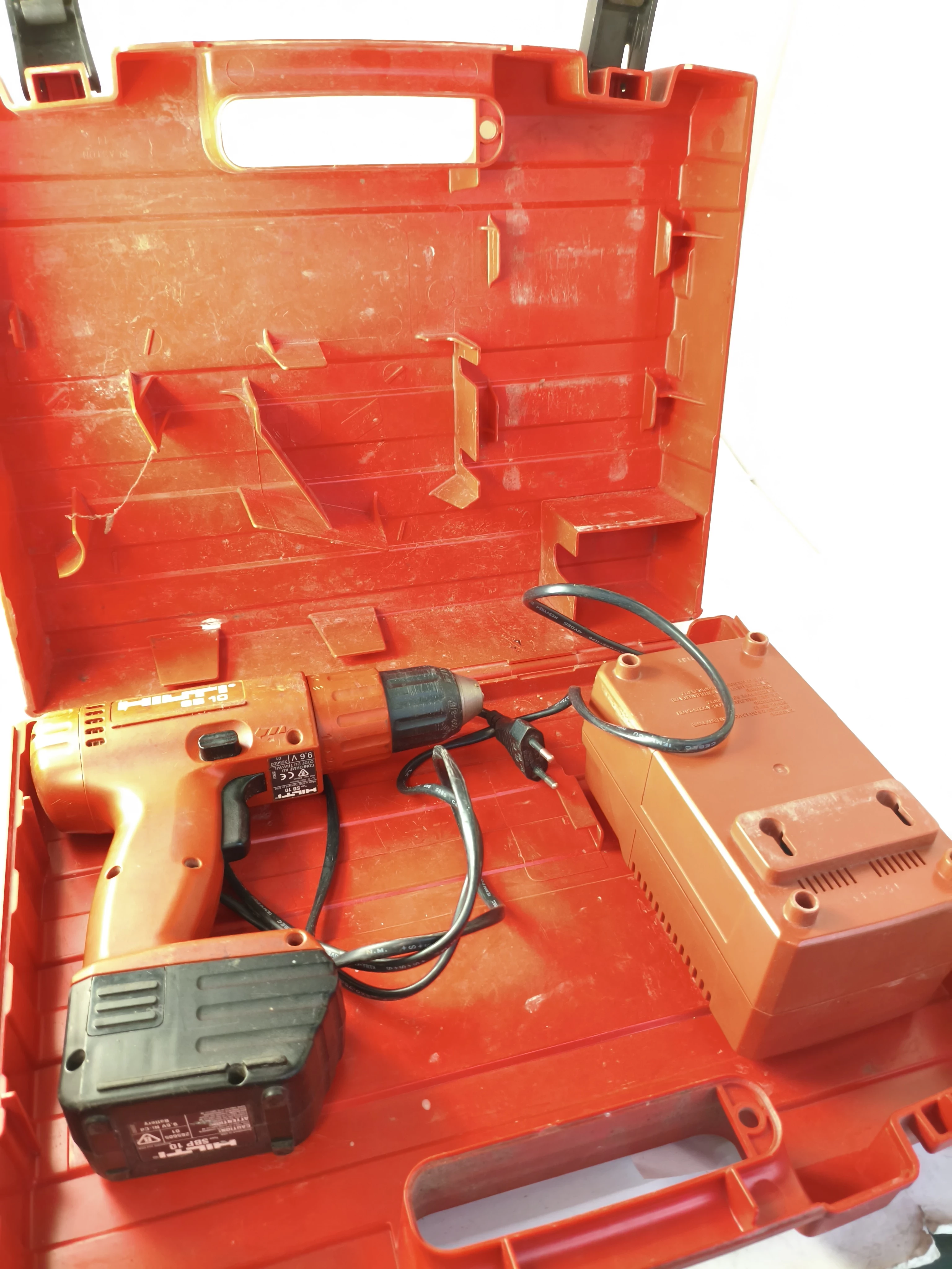 wkretarka-hilti-sb-10-walizka-aku-ladowarka-emilii-plater-82b-szczecin-rs